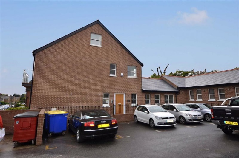 Pretoria Rd, London for sale Primary Photo- Image 1 of 1