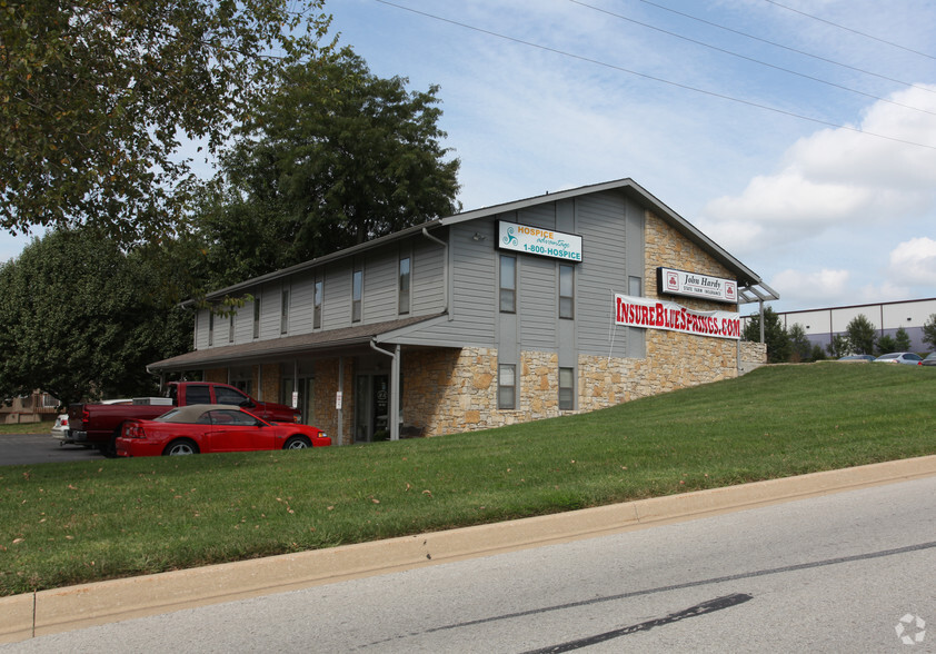 1201 NW Jefferson St, Blue Springs, MO for sale - Primary Photo - Image 1 of 1