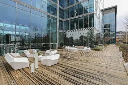10 Rue Jean Bart, Massy to rent - Building Photo - Image 3 of 11