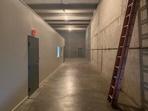 6991-6995 NW 82nd Ave, Miami, FL to rent Interior Photo- Image 2 of 16