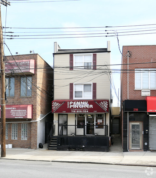 3797 E Tremont Ave, Bronx, NY for sale - Primary Photo - Image 1 of 24