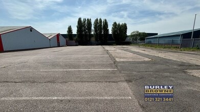114 Lindon Rd, Walsall to rent Building Photo- Image 1 of 7