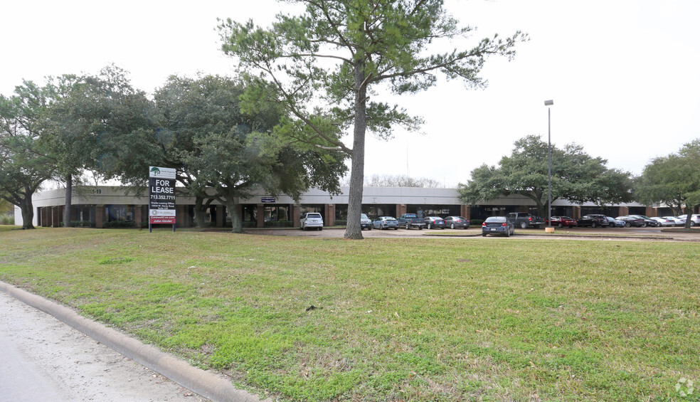 16611-16619 W Hardy Rd, Houston, TX for sale - Primary Photo - Image 1 of 1