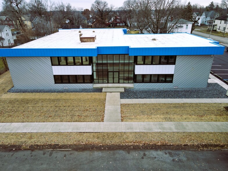 1024 S 6th St, Terre Haute, IN for sale - Building Photo - Image 1 of 16