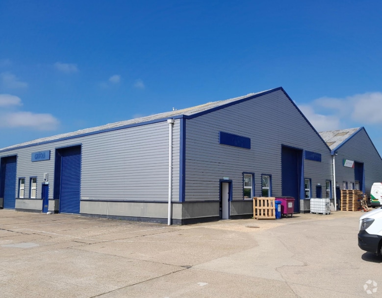 Nuffield Rd, Cambridge to rent Building Photo- Image 1 of 1