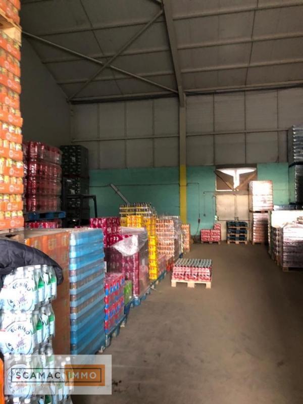 Light Industrial in Marolles-en-Hurepoix to rent Interior Photo- Image 1 of 5
