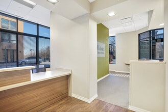 3820 Grand Way, Saint Louis Park, MN to rent Interior Photo- Image 2 of 6