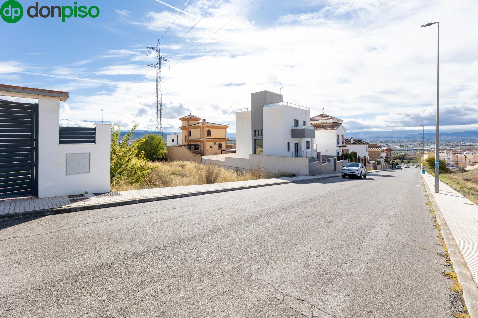 Avenida Cerro Alfonsico, 20, Peligros, Granada for sale Primary Photo- Image 1 of 19