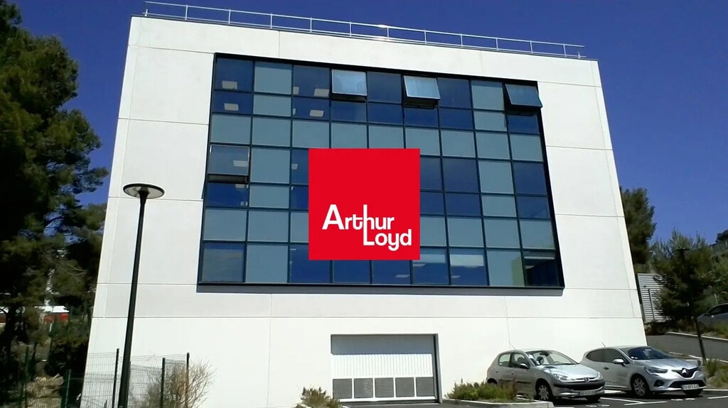 Vente Bureaux 96 m² - Photo 1