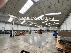 Industrial in Montcada i Reixac, Barcelona to rent Interior Photo- Image 1 of 8