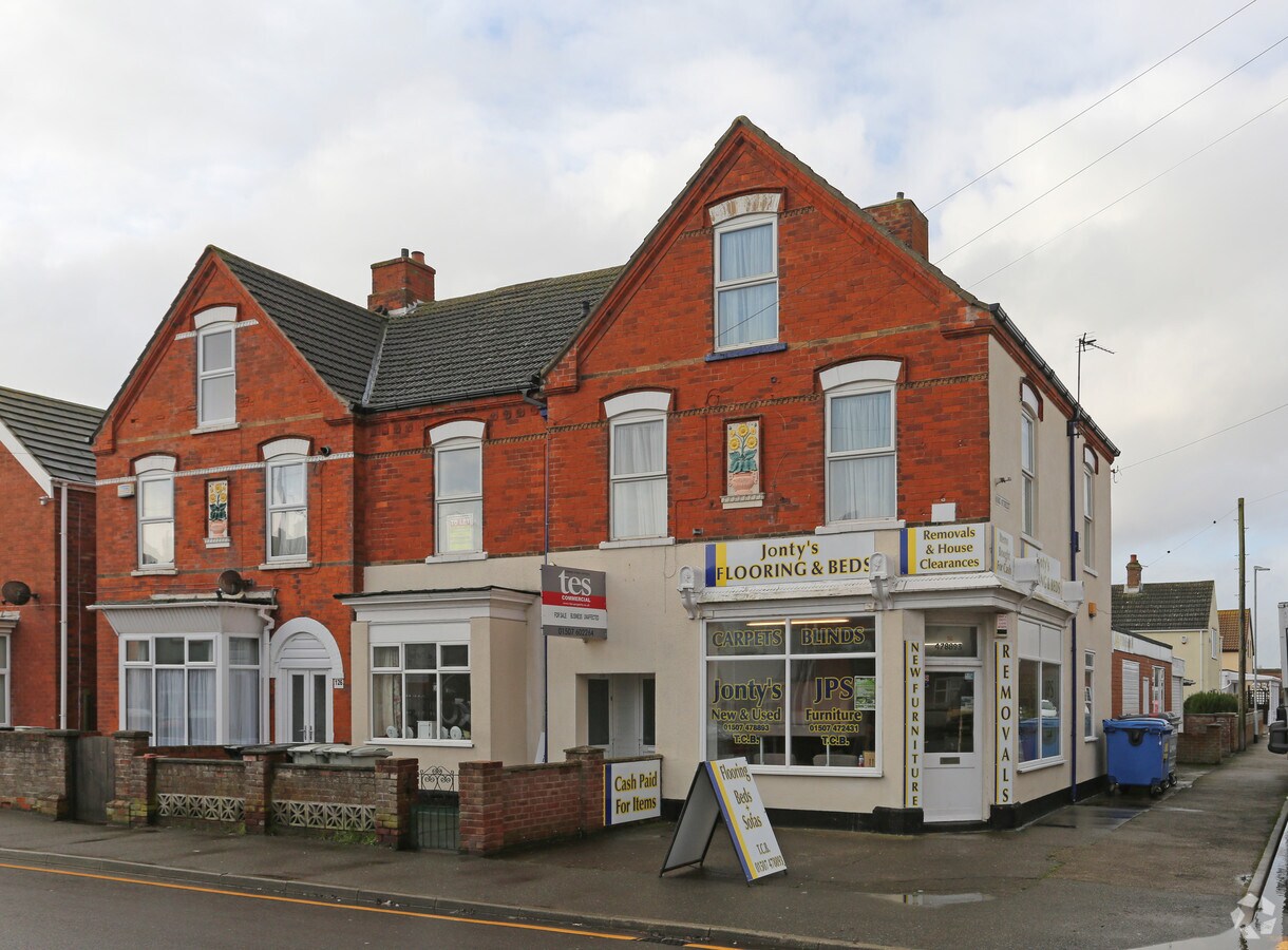 124 Victoria Rd, Mablethorpe LN12 2AJ UK