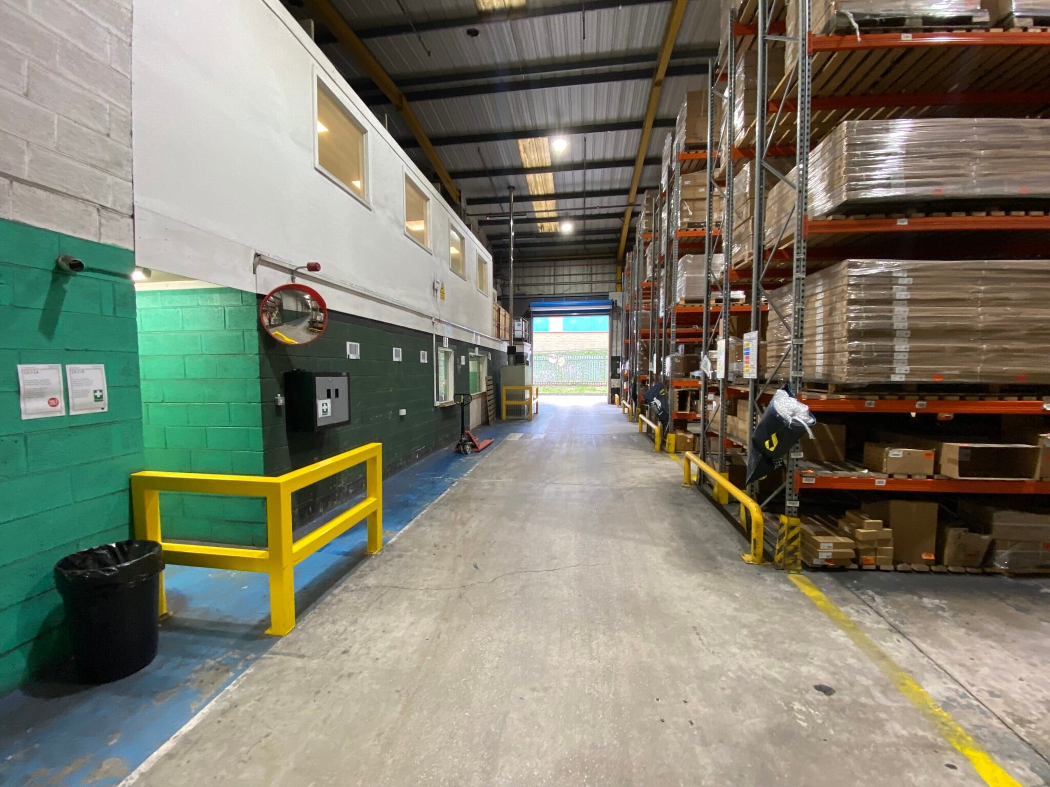 Billington Rd, Burnley to rent Interior Photo- Image 1 of 6