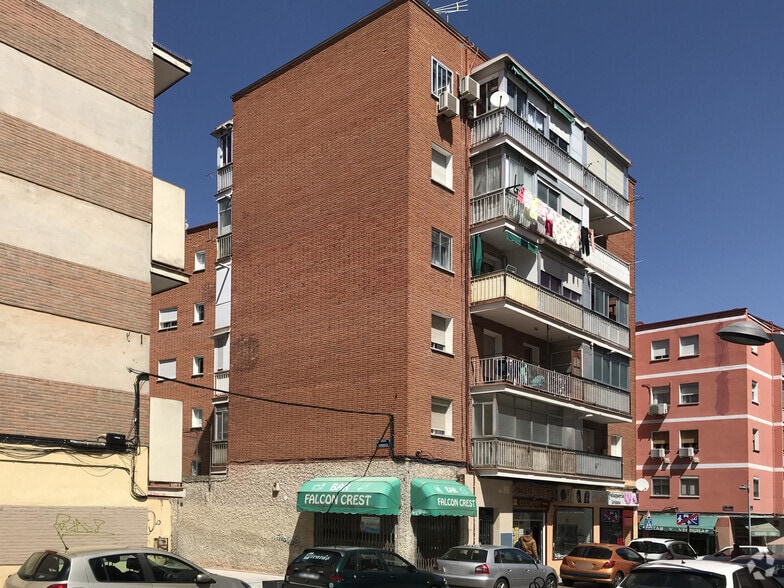Calle Badajoz, 14, Alcorcón, Madrid for sale - Primary Photo - Image 1 of 2