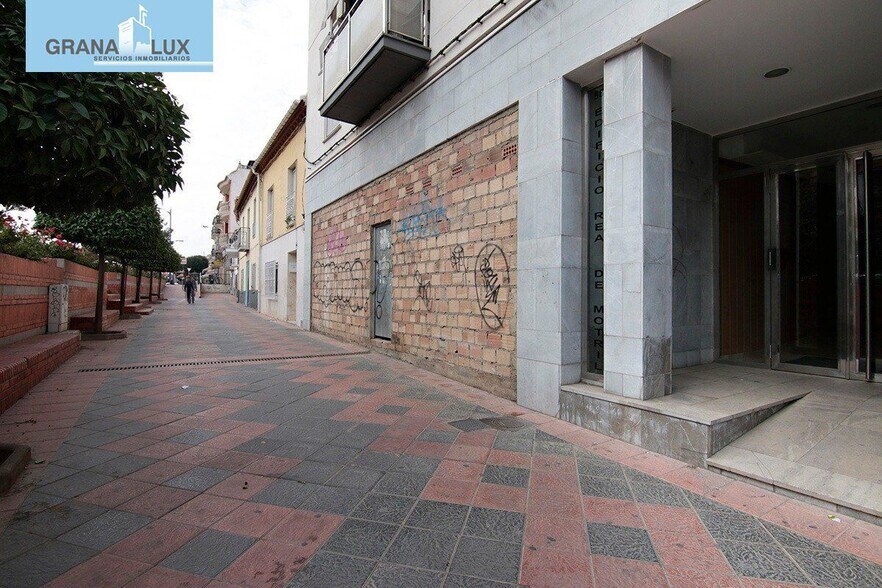Retail in Armilla, Granada to rent - Building Photo - Image 3 of 12