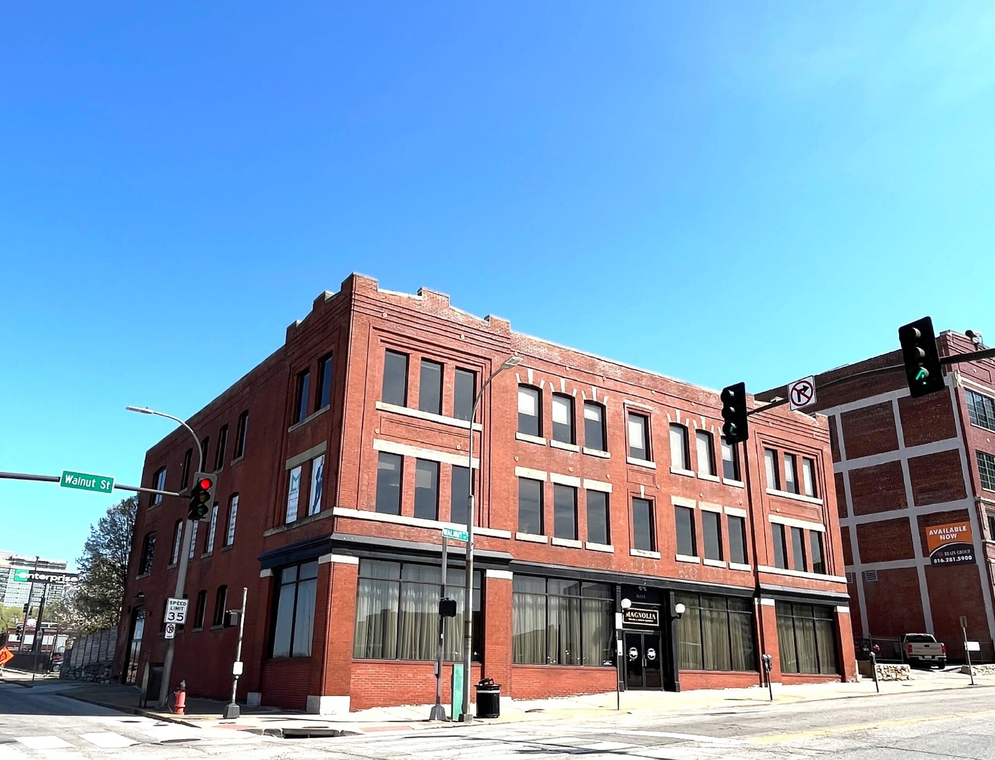 601 Walnut St, Kansas City, MO to rent Building Photo- Image 1 of 6