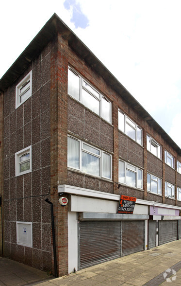 39 Market Parade, Havant for rent - Building Photo - Image 3 of 5