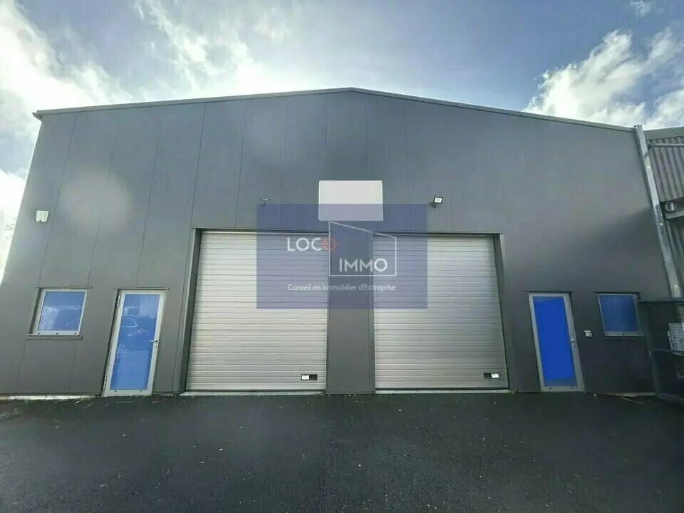 Location Local d'activités 560 m² - Photo 1