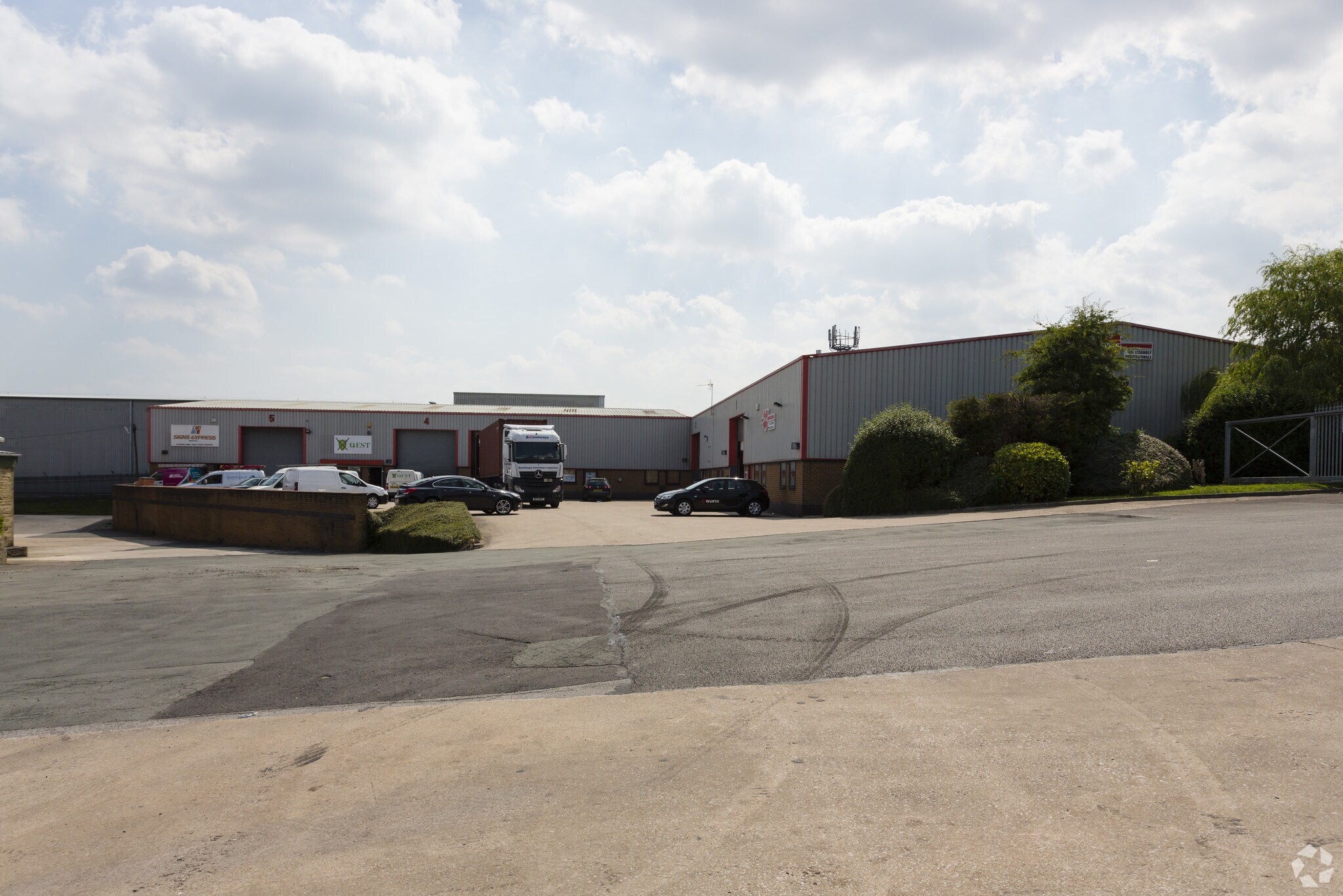 Cutler Heights Ln, Bradford for sale Primary Photo- Image 1 of 1