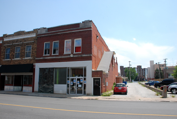 408 W Walnut St, Springfield, MO for sale - Primary Photo - Image 1 of 1