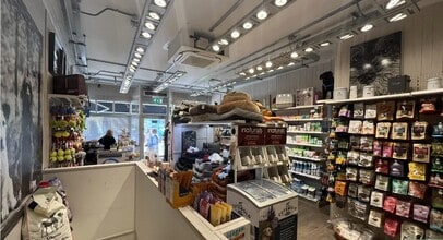 47 High St, London to rent Interior Photo- Image 2 of 3