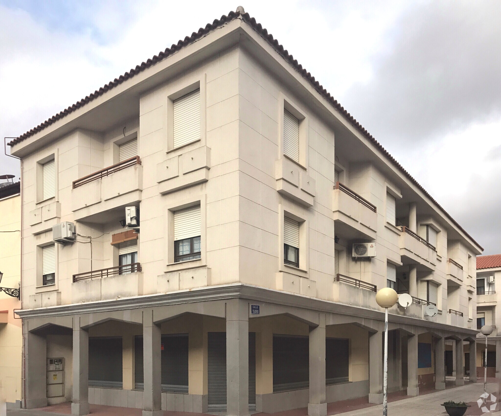 Calle Teatro, Sonseca, Toledo to rent Primary Photo- Image 1 of 3