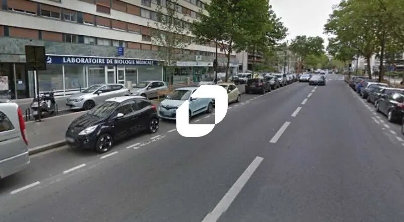 Retail in Boulogne-Billancourt to rent Building Photo- Image 1 of 2