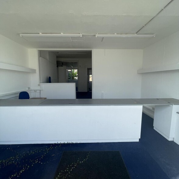 105 Battle Rd, St Leonards On Sea to rent - Building Photo - Image 2 of 5