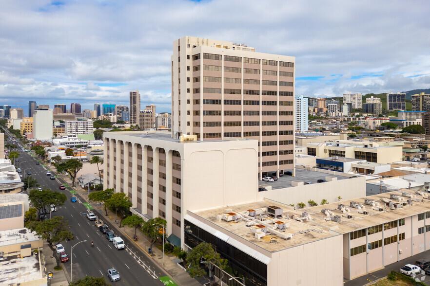 1314 S King St, Honolulu, HI for rent - Primary Photo - Image 1 of 7