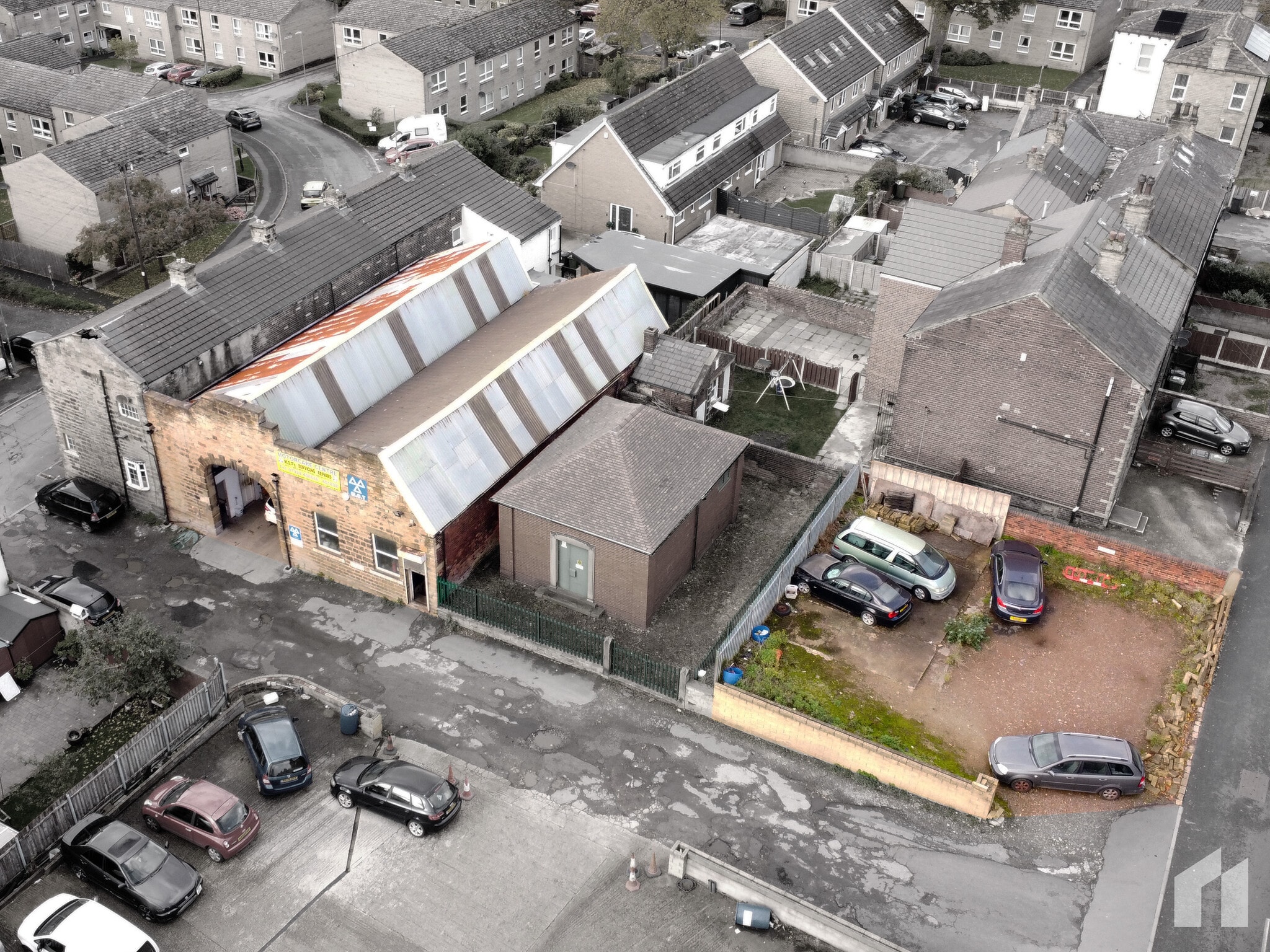 Commercial St Commercial Street, Heckmondwike to rent Primary Photo- Image 1 of 8
