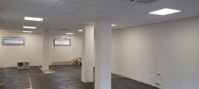 Retail in Montpellier to rent - Building Photo - Image 2 of 9