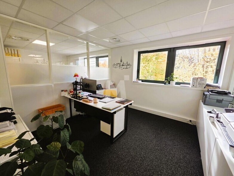 Office in Évry-Courcouronnes to rent - Interior Photo - Image 3 of 11