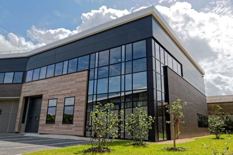 Light Industrial in Sucy-en-Brie to rent Building Photo- Image 1 of 8