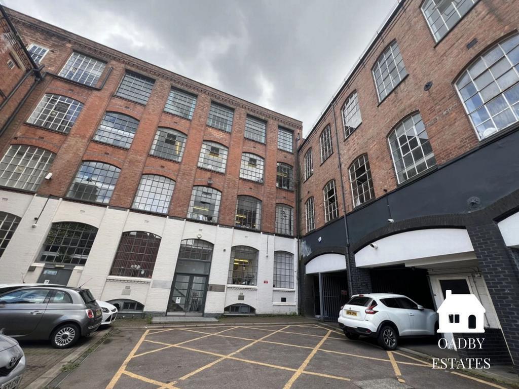 Millstone Ln, Leicester to rent Building Photo- Image 1 of 10