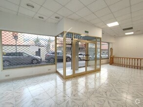 Retail in El Escorial, Madrid to rent Interior Photo- Image 1 of 11