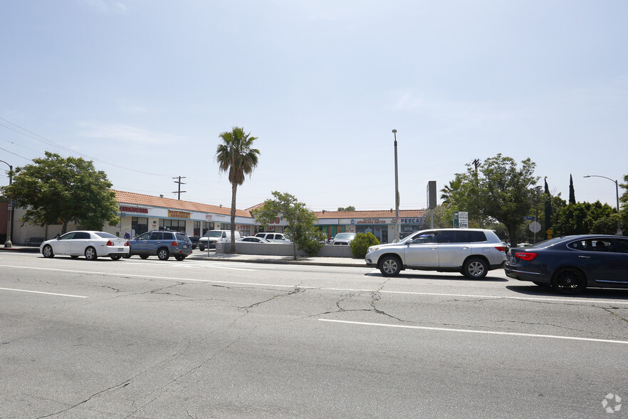 13274 Van Nuys Blvd, Pacoima, CA for sale - Primary Photo - Image 1 of 1