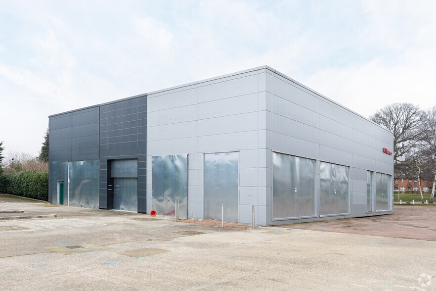 Sutton Rd, Maidstone to rent - Building Photo - Image 2 of 2