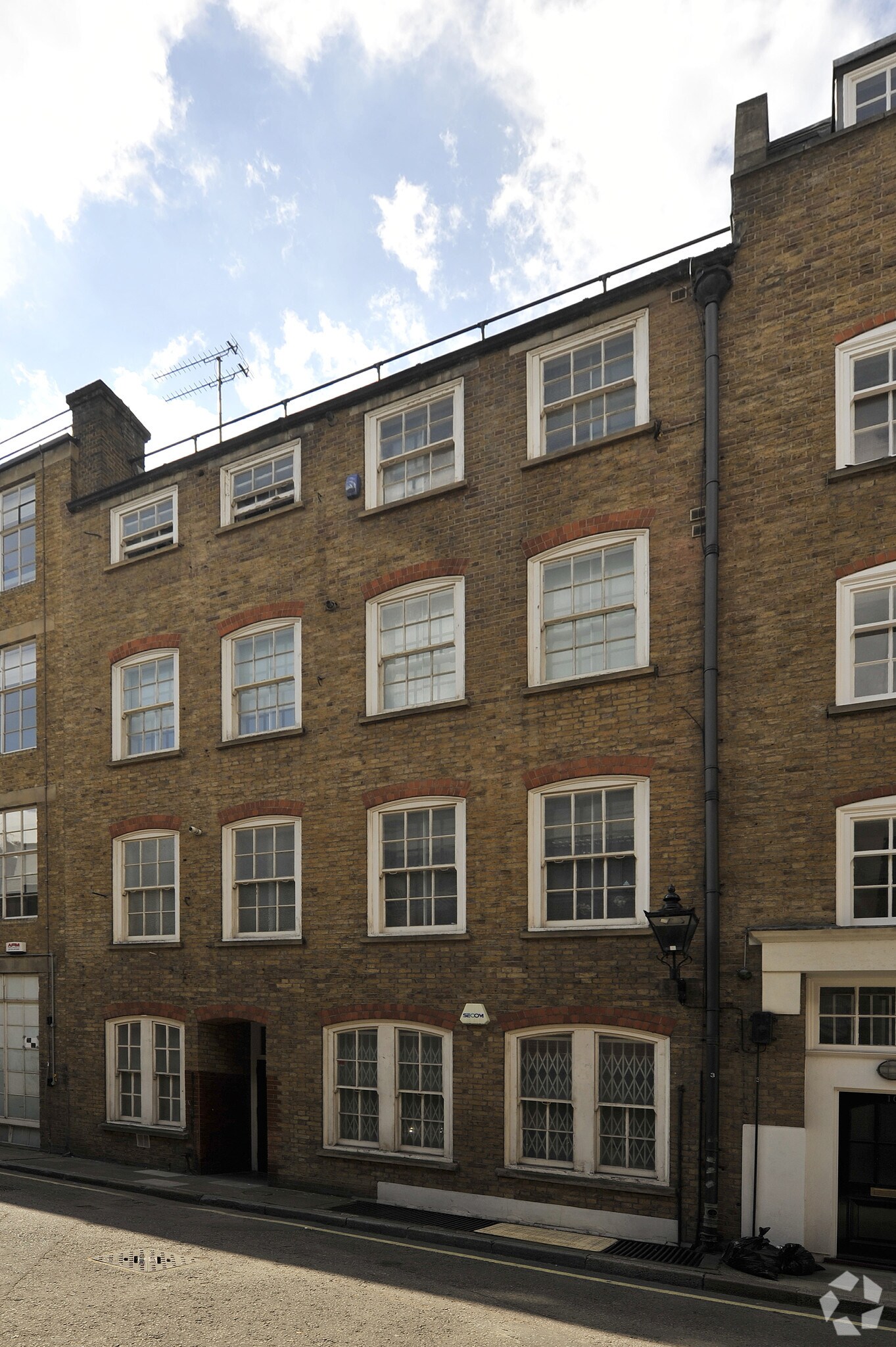 9 Berners Pl, London for sale Building Photo- Image 1 of 1