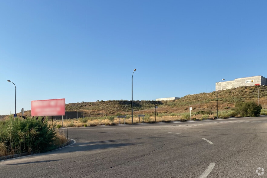 Plaza Jesus Menchero 1ª Fase, Borox, Toledo for sale - Primary Photo - Image 1 of 5