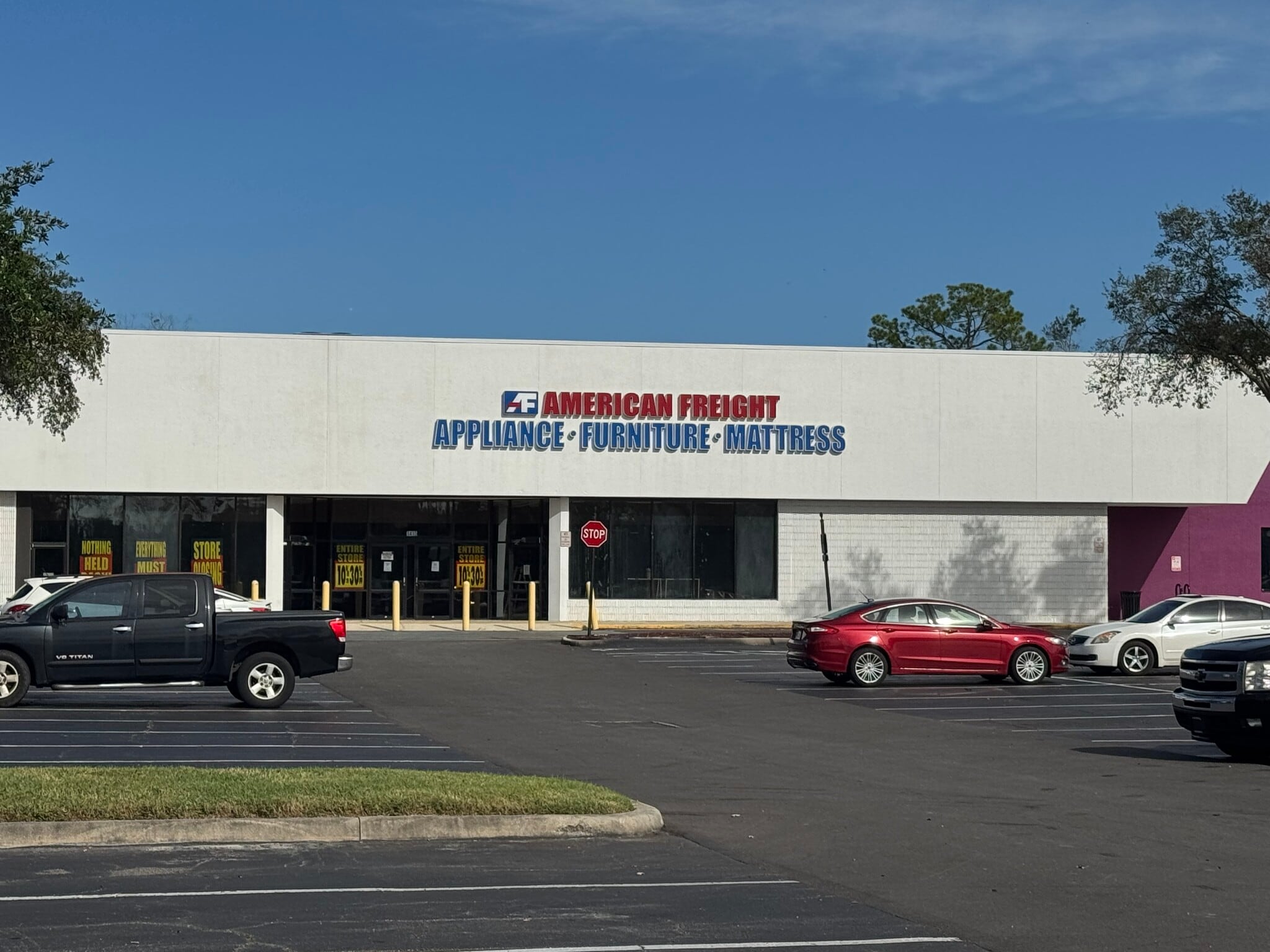 1415-1565 S Nova Rd, Daytona Beach, FL to rent Interior Photo- Image 1 of 3