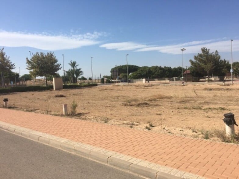 Alcazares, 7, Torre-Pacheco, Murcia to rent - Building Photo - Image 2 of 14