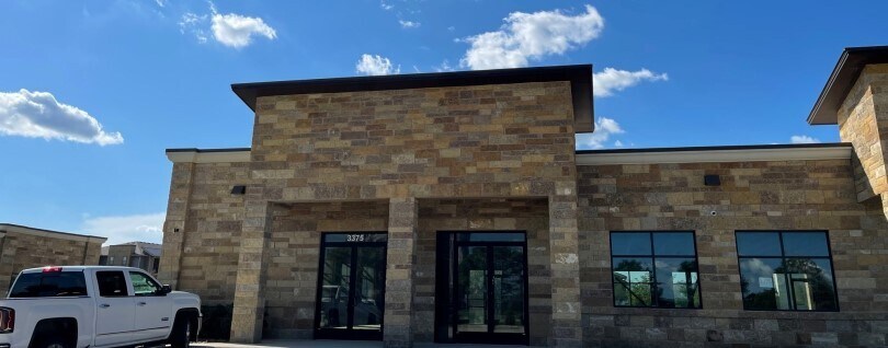 3375 University Dr E, Bryan, TX to rent Primary Photo- Image 1 of 2