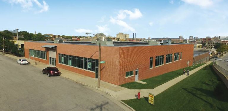 1300 N 7th St, Milwaukee, WI for rent - Primary Photo - Image 1 of 4