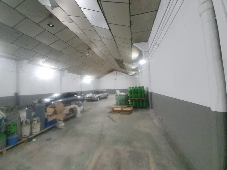 Calle Rafael Beca Mateos, Sevilla, Sevilla to rent - Interior Photo - Image 3 of 7