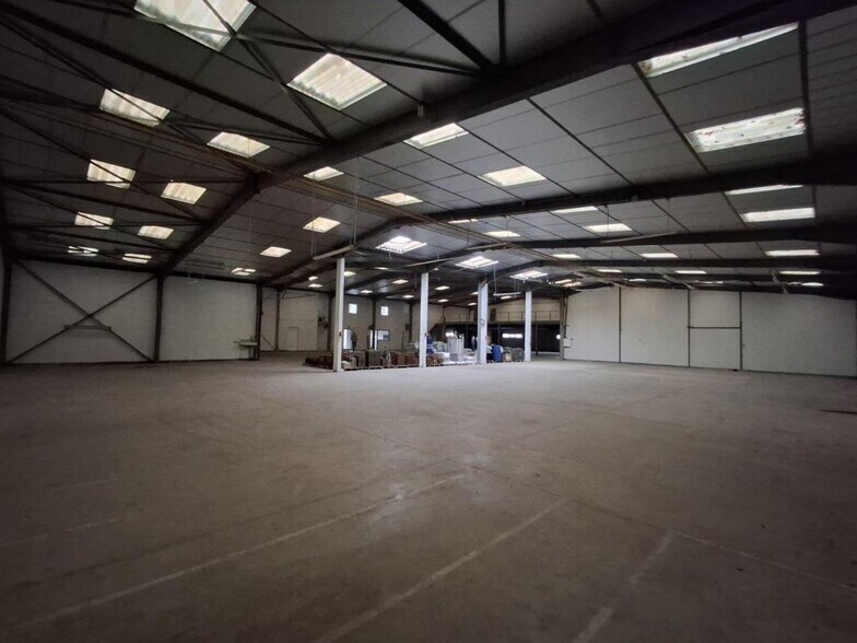 Light Industrial in CIVRIEUX-D'AZERGUES for sale - Building Photo - Image 2 of 7