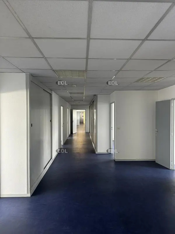 Industrial in Aulnay-sous-Bois to rent Interior Photo- Image 1 of 2