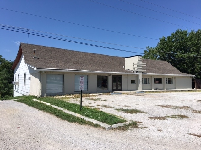 1102 S 71 Hwy, Savannah, MO for sale - Building Photo - Image 2 of 10