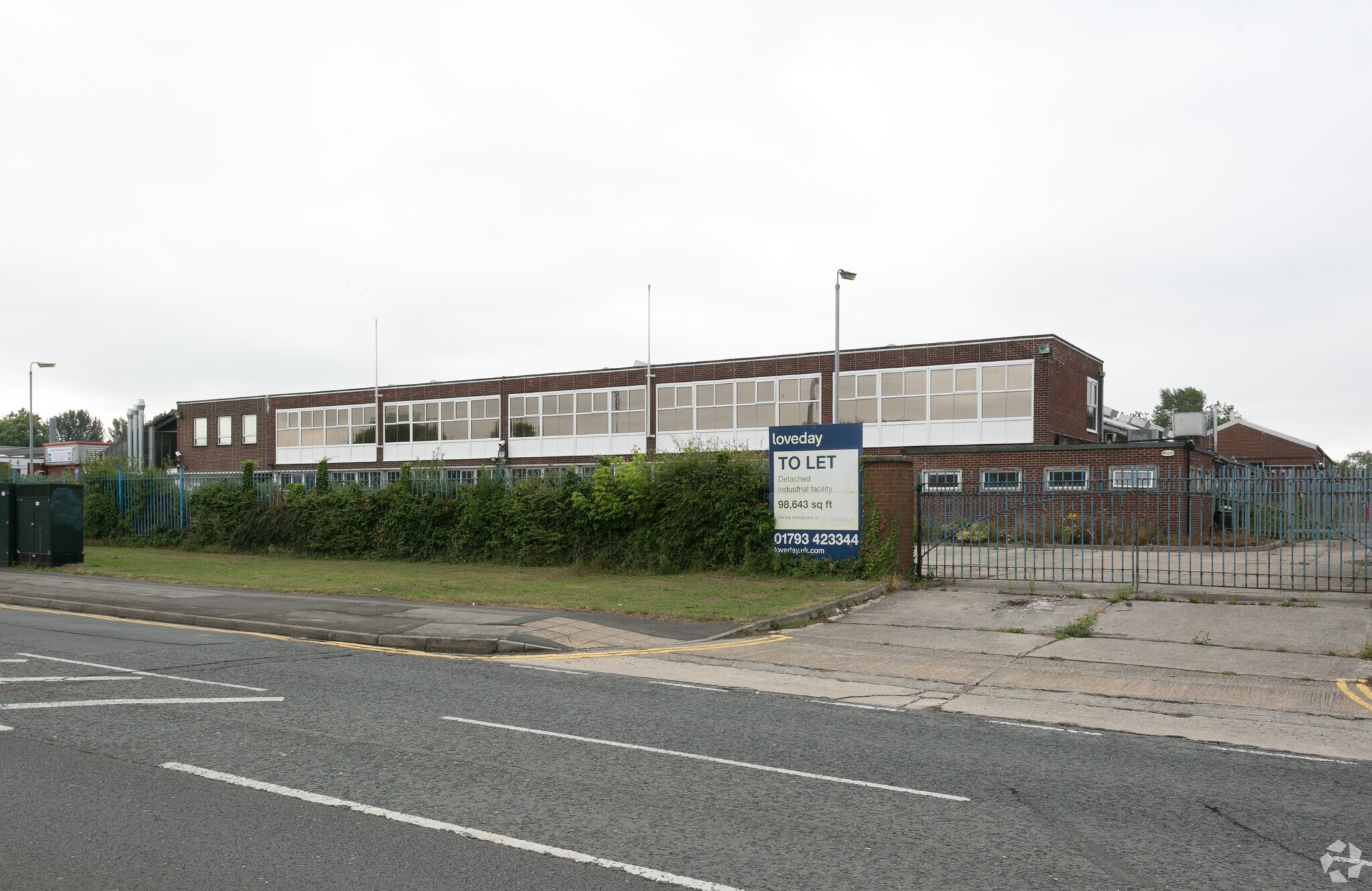 103 Derby Clos, Swindon for sale Primary Photo- Image 1 of 1