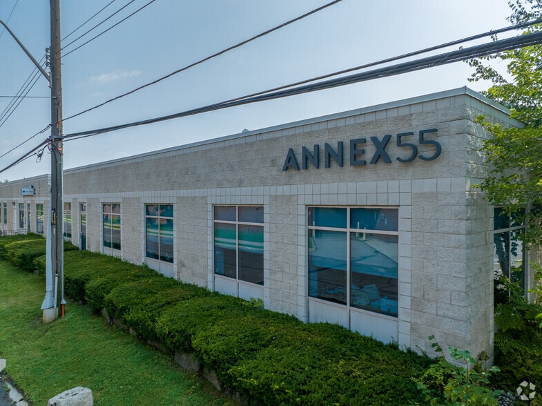 Industrial Investment Portfolio portfolio of 5 properties for sale on LoopNet.co.uk - Primary Photo - Image 3 of 5