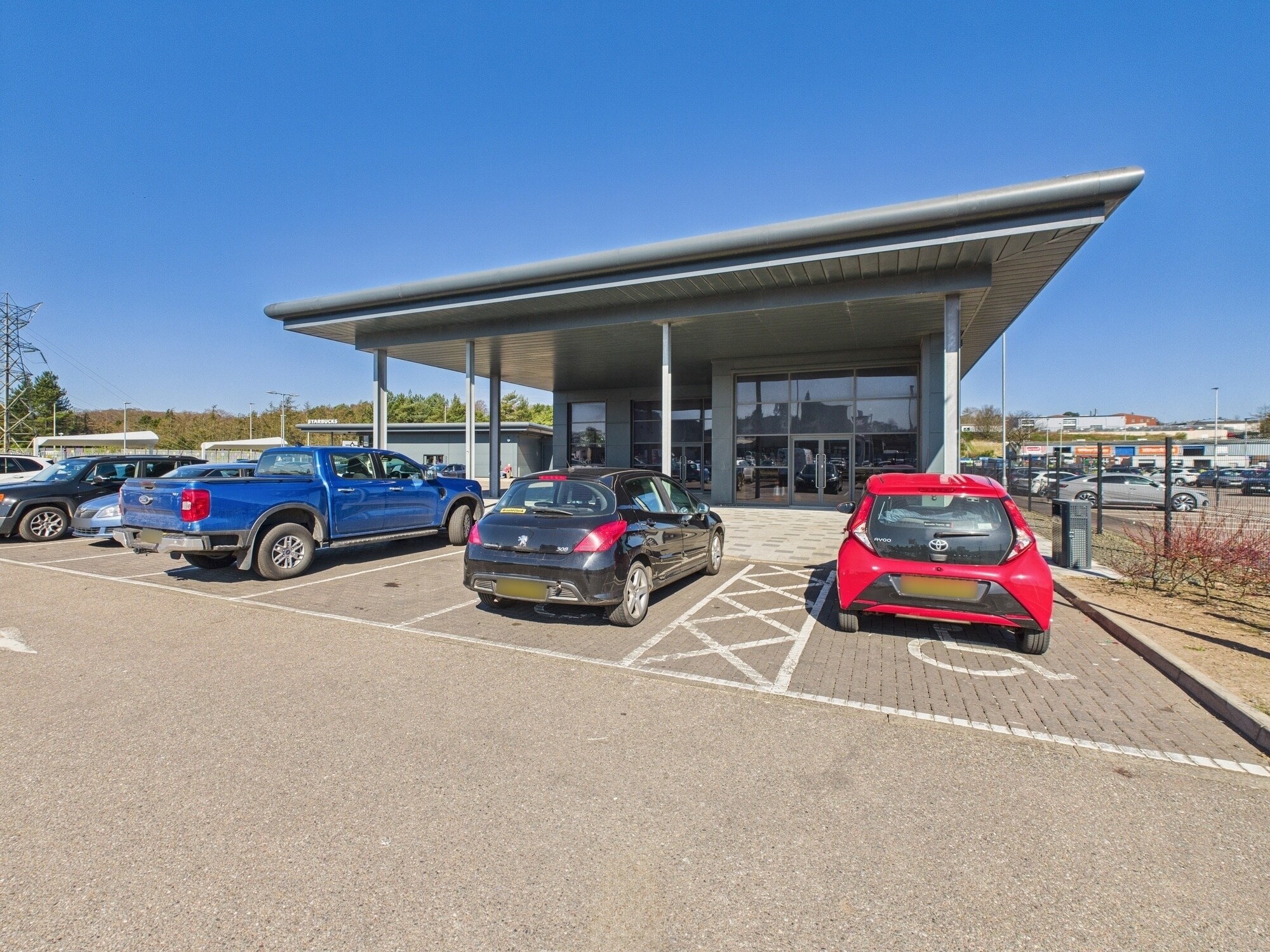 Kinnoull Rd, Dundee to rent Building Photo- Image 1 of 8