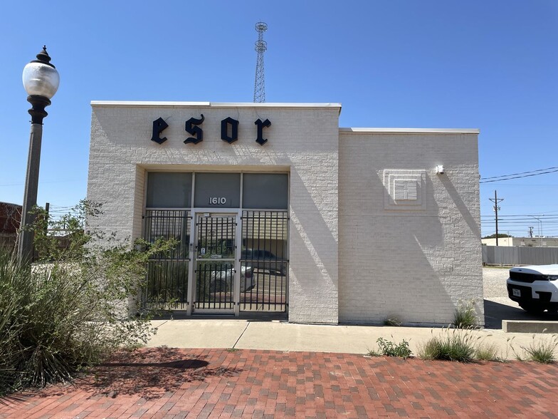 1610 Buddy Holly Ave, Lubbock, TX for rent - Building Photo - Image 1 of 18